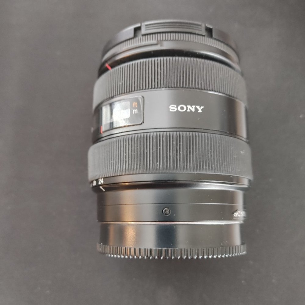 Sony Zoom Wide Angle Lens for DSLR Camera - Model No. SAL24105
